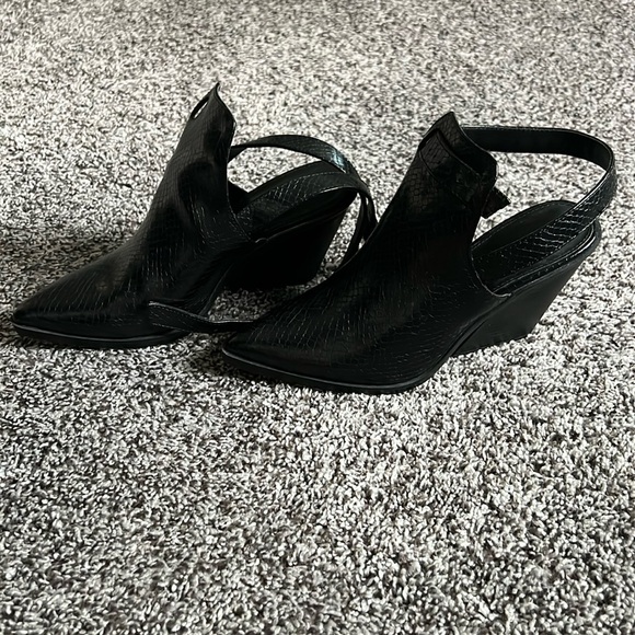 Express Glossy Black Wedge Booties - Picture 1 of 3
